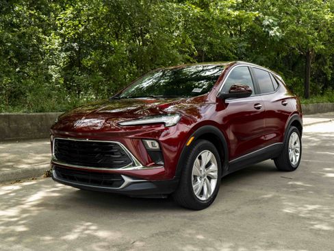 Used 2024 Buick Encore GX Preferred FWD image 5