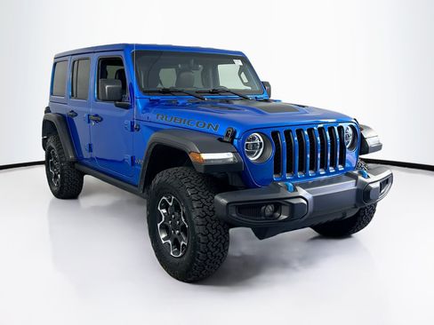 Used 2022 Jeep Wrangler Unlimited Rubicon 4xe AWD/4WD image 3