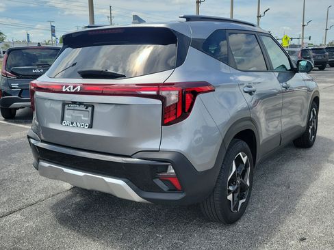 Used 2025 Kia Seltos S image 6