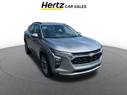 Used 2025 Chevrolet Trax LT w/ LT Convenience Package