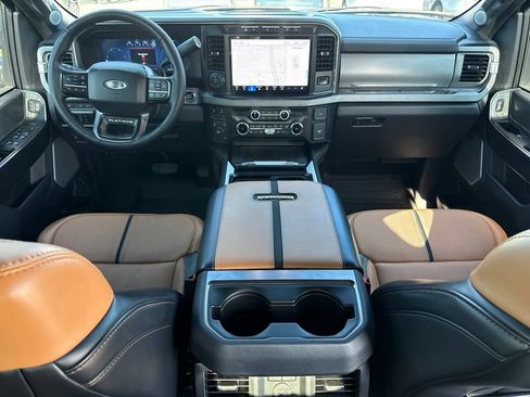 Used 2024 Ford F450 Platinum w/ FX4 Off-Road Package AWD/4WD image 11
