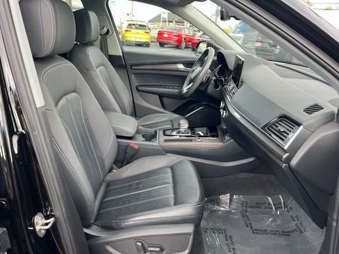 Used 2023 Audi Q5 2.0T Premium w/ Convenience Package image 41