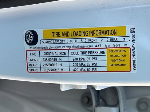 Used 2022 Chevrolet Equinox RS w/ Infotainment Package image 6