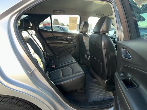 Used 2021 Chevrolet Equinox Premier AWD/4WD image 24