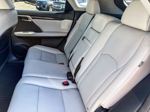 Used 2022 Lexus RX 350 w/ 3500 lbs Tow Prep Package image 17