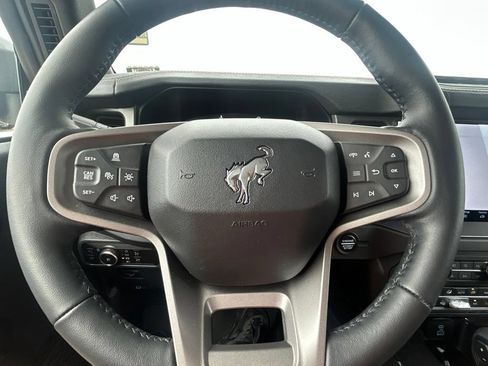 Used 2025 Ford Bronco Badlands AWD/4WD image 24