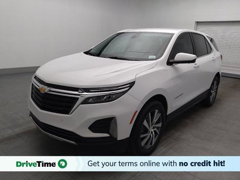 Used 2024 Chevrolet Equinox LT FWD image 1