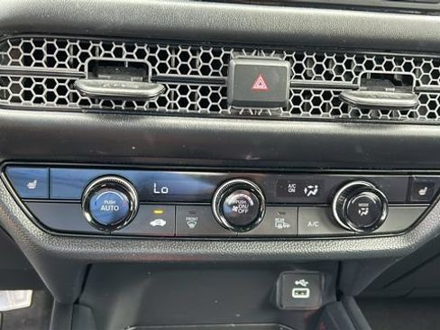 Used 2024 Honda HR-V Sport image 17