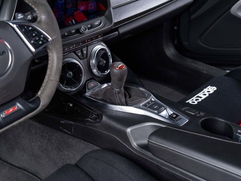 Used 2018 Chevrolet Camaro SS RWD image 66