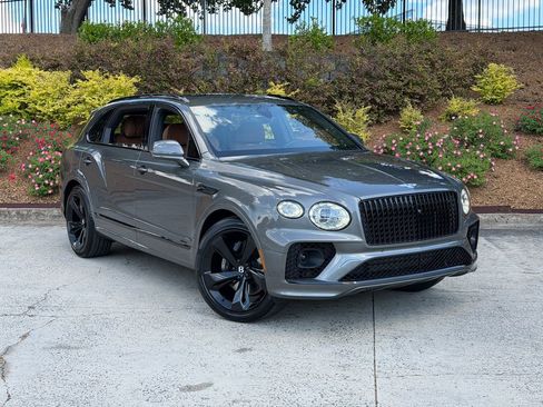Used 2023 Bentley Bentayga Extended Wheelbase AWD/4WD image 1
