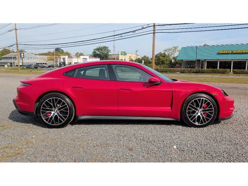 Used 2020 Porsche Taycan 4S image 8