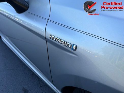 Used 2018 Toyota Camry SE w/ Audio Package FWD image 10