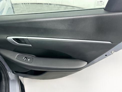 Used 2025 Hyundai Sonata SEL FWD image 28