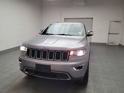 Used 2019 Jeep Grand Cherokee Limited image 15