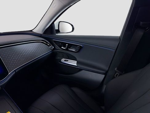 New 2026 Mercedes-Benz E 450 4MATIC Sedan image 26