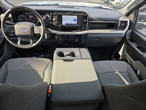 Used 2025 Ford F250 XLT AWD/4WD image 17