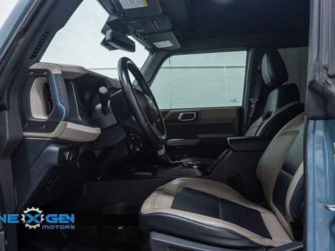 Used 2022 Ford Bronco Wildtrak image 11