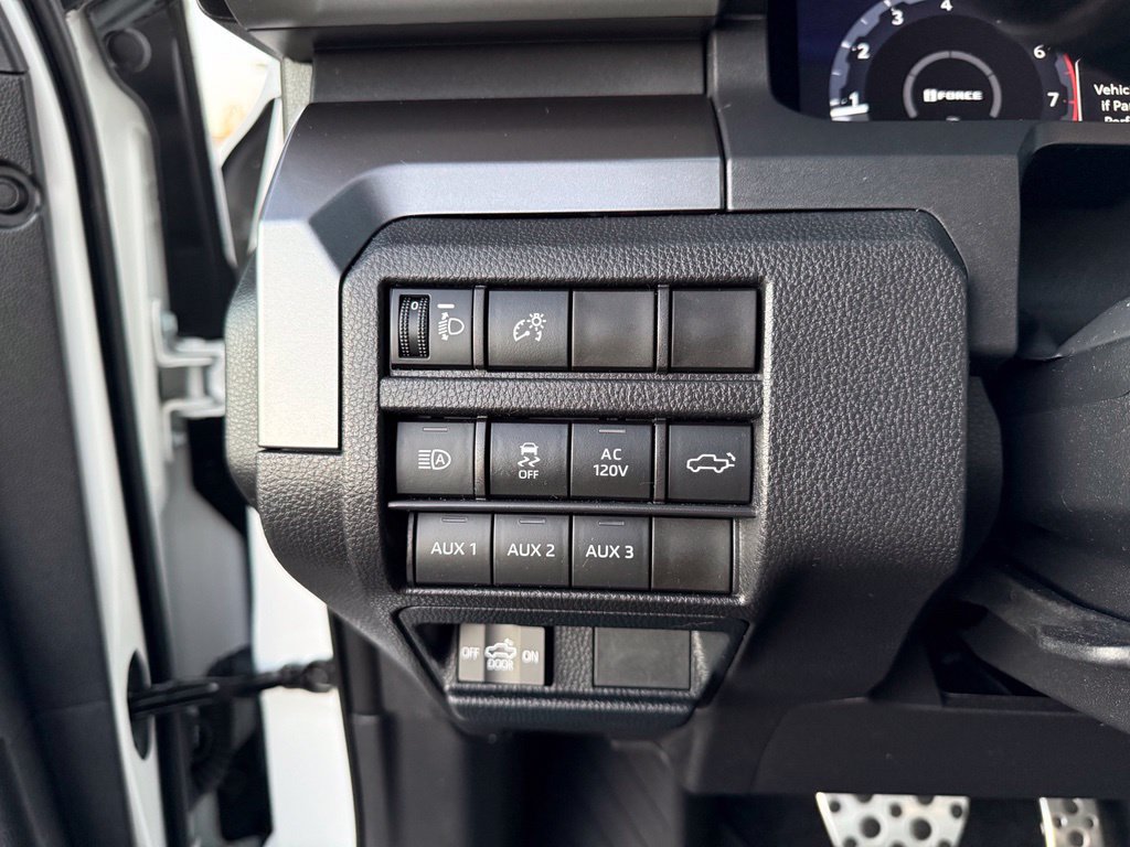Used 2025 Toyota Tacoma TRD Sport w/ TRD Sport Premium Package AWD/4WD image 22