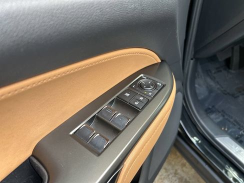 Used 2023 Lexus NX 250 FWD w/ Towing Package (2000 Lbs) image 39