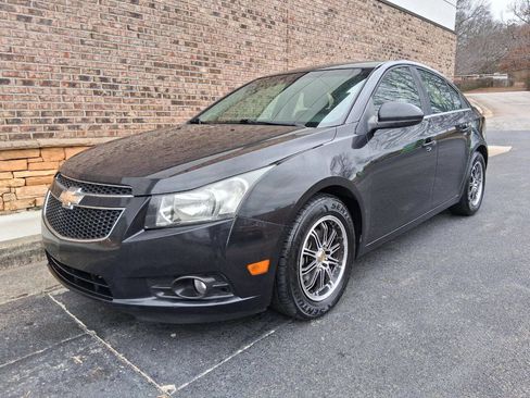 Used 2011 Chevrolet Cruze LT image 1