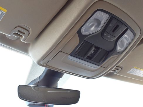Used 2020 RAM 1500 Big Horn AWD/4WD image 18