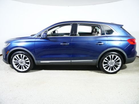 Used 2017 Lincoln MKX Reserve w/ Lincoln MKX Climate Package AWD/4WD image 4