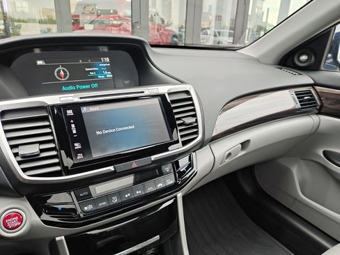 Used 2017 Honda Accord EX-L image 20