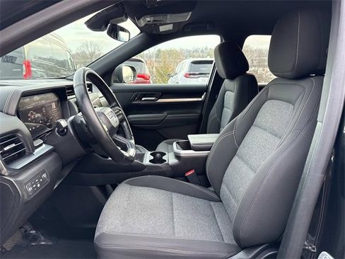 Certified 2025 GMC Terrain Elevation image 9