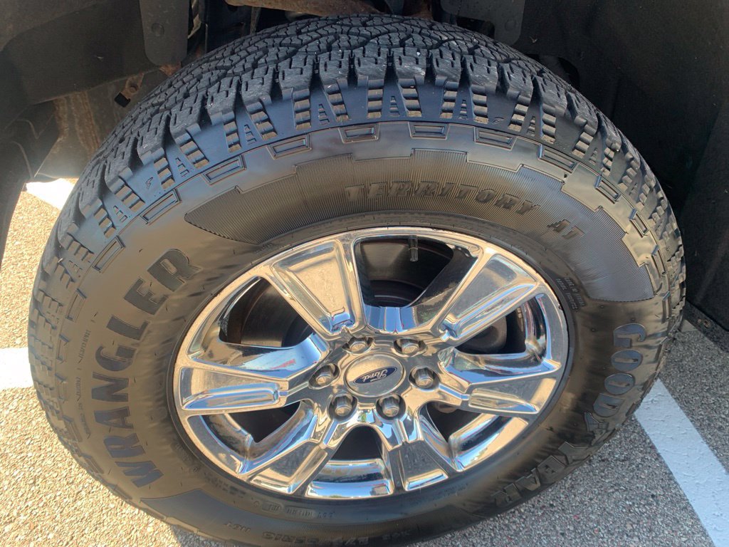 Used 2015 Ford F150 XLT w/ Equipment Group 301A Mid AWD/4WD image 33