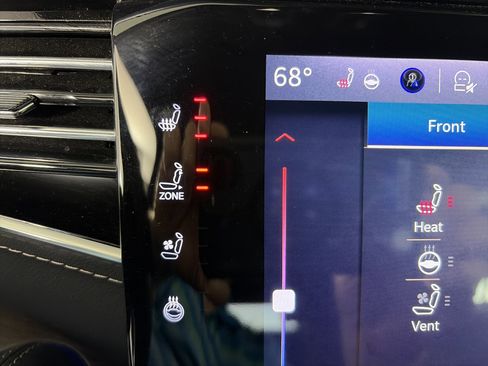 Used 2023 Jeep Grand Wagoneer L Series II image 27