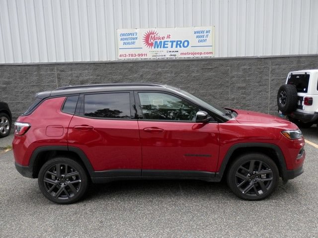 New 2026 Jeep Compass Limited w/ Sun, Sound & Navigation Group AWD/4WD image 9