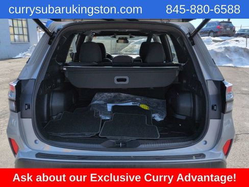 Used 2025 Subaru Forester Premium image 5