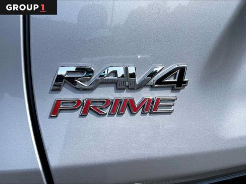 Used 2023 Toyota RAV4 SE w/ Weather & Moonroof Package AWD/4WD image 33