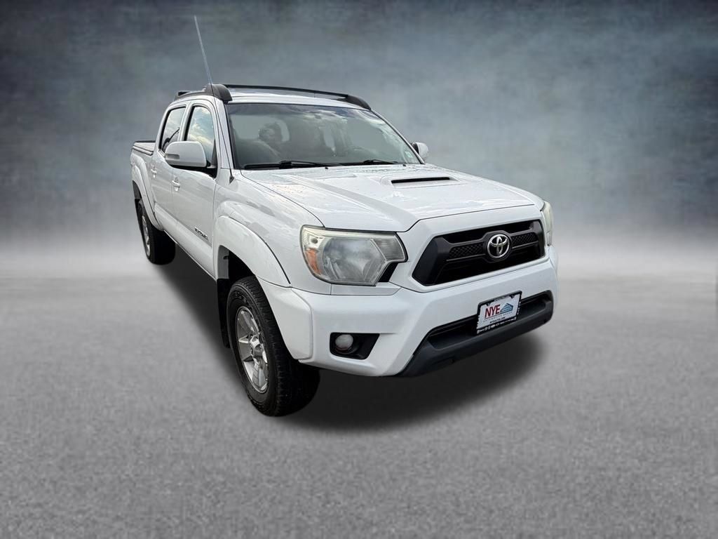 Used 2015 Toyota Tacoma 4x4 Double Cab w/ TRD Sport Package image 8