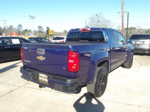 Used 2016 Chevrolet Colorado LT w/ LT Convenience Package image 11