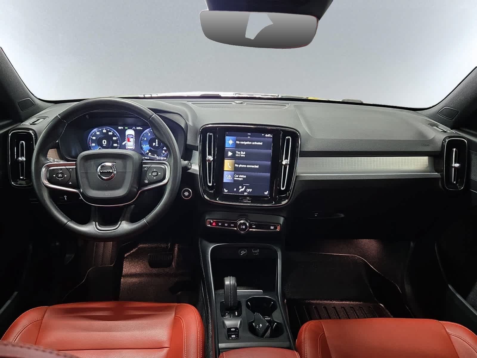 Used 2020 Volvo XC40 T5 Momentum AWD/4WD image 6