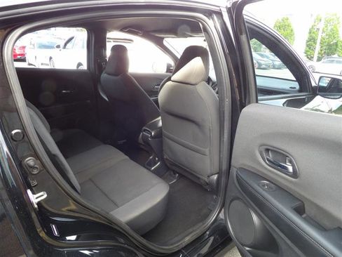 Used 2019 Honda HR-V Sport image 14