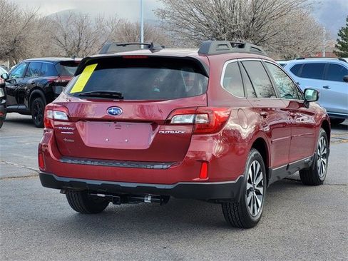 Used 2016 Subaru Outback 2.5i Limited image 3