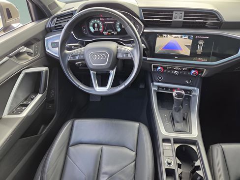 Used 2024 Audi Q3 2.0T Premium image 18