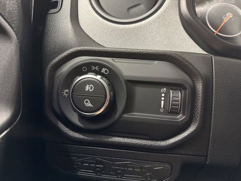 New 2026 Jeep Gladiator Sport AWD/4WD image 19