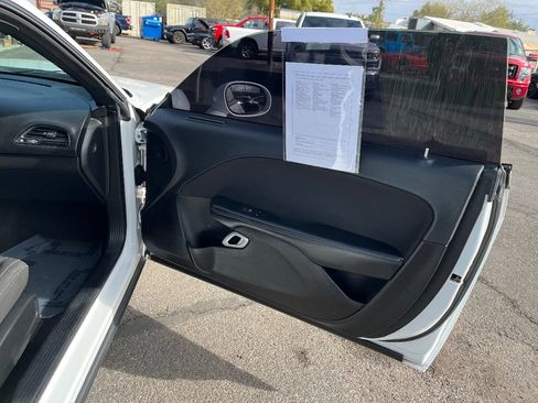 Used 2020 Dodge Challenger R/T image 16
