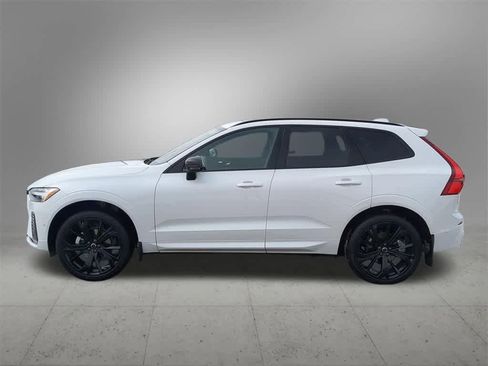 Used 2026 Volvo XC60 B5 Ultra w/ Protection Package Premier image 3