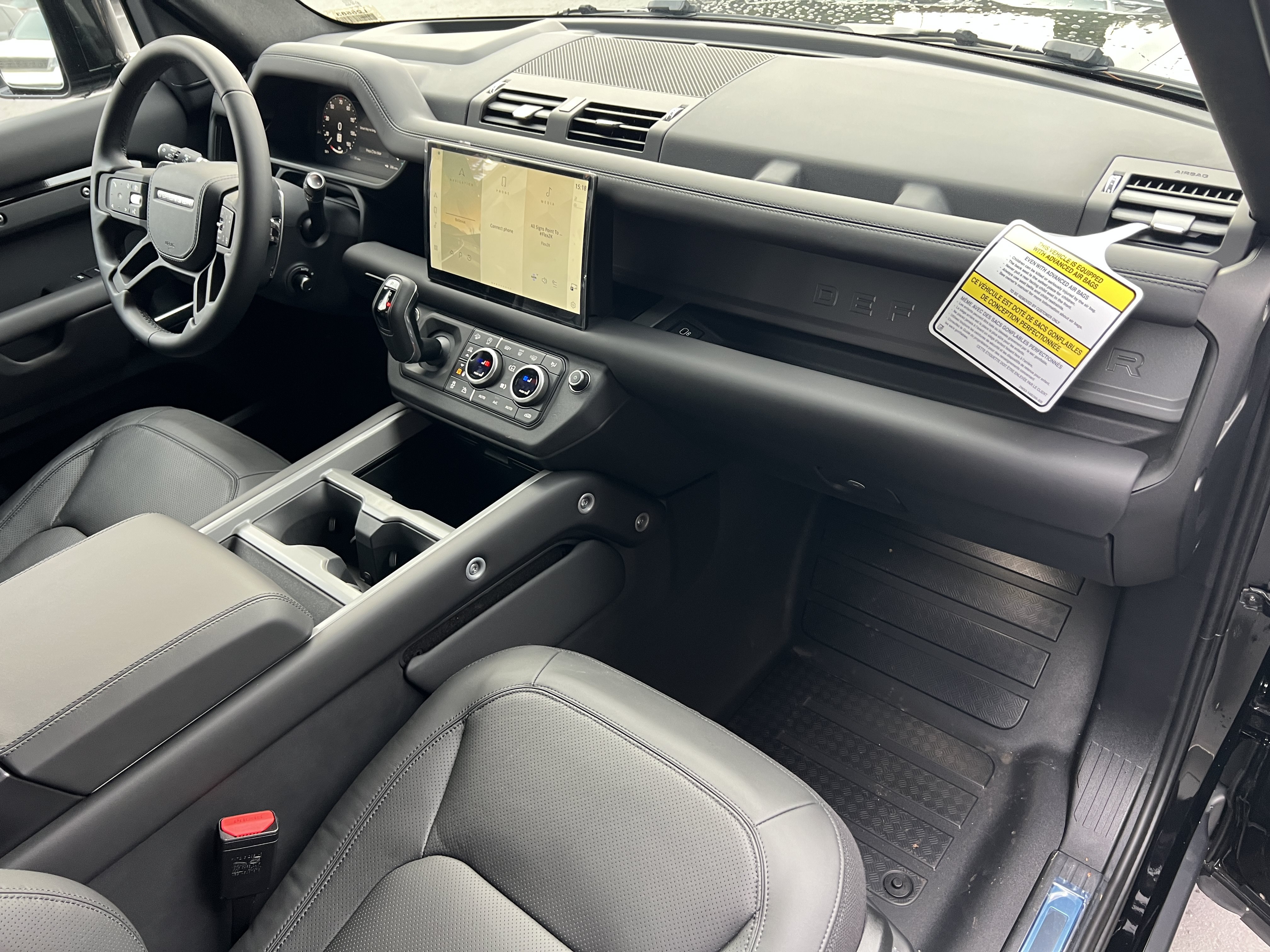 New 2025 Land Rover Defender 130 V8 AWD/4WD image 12