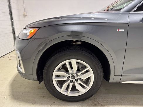 Used 2022 Audi Q5 2.0T Premium w/ Convenience Package image 7