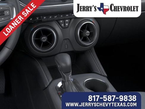 New 2025 Chevrolet Blazer LT w/ LPO, Black Grille Bar Package image 23