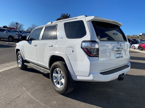 Used 2016 Toyota 4Runner image 20