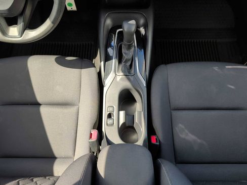 Used 2023 Toyota Corolla LE image 20