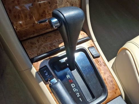 Used 2004 Honda Accord EX image 16