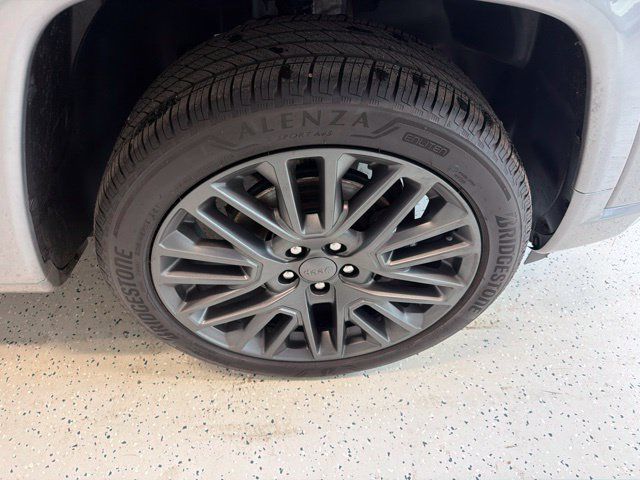 Used 2022 Jeep Compass High Altitude AWD/4WD image 11