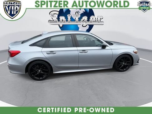 Used 2023 Honda Civic Sport image 2